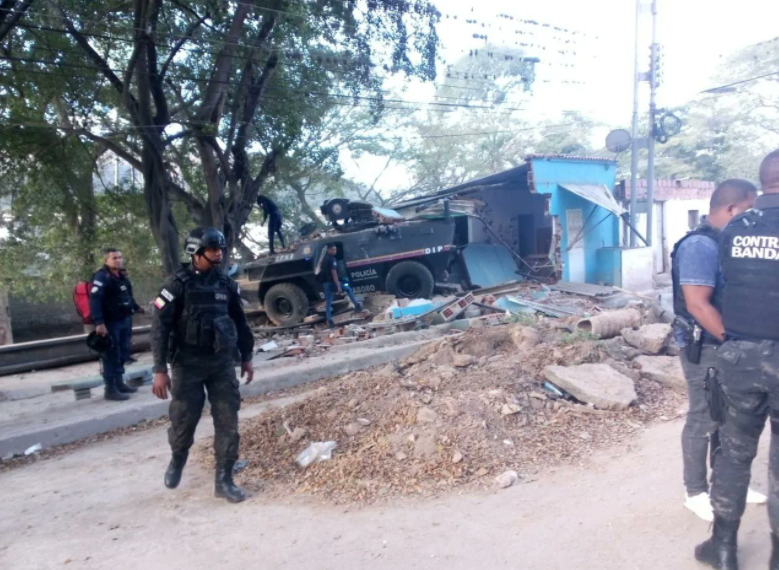 Así quedaron los comandos policiales en Las Tejerías después del ataque del Tren de Aragua (FOTOS)