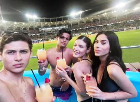 Jacuzzis y cócteles en el estadio para que fanáticos disfruten la Serie del Caribe