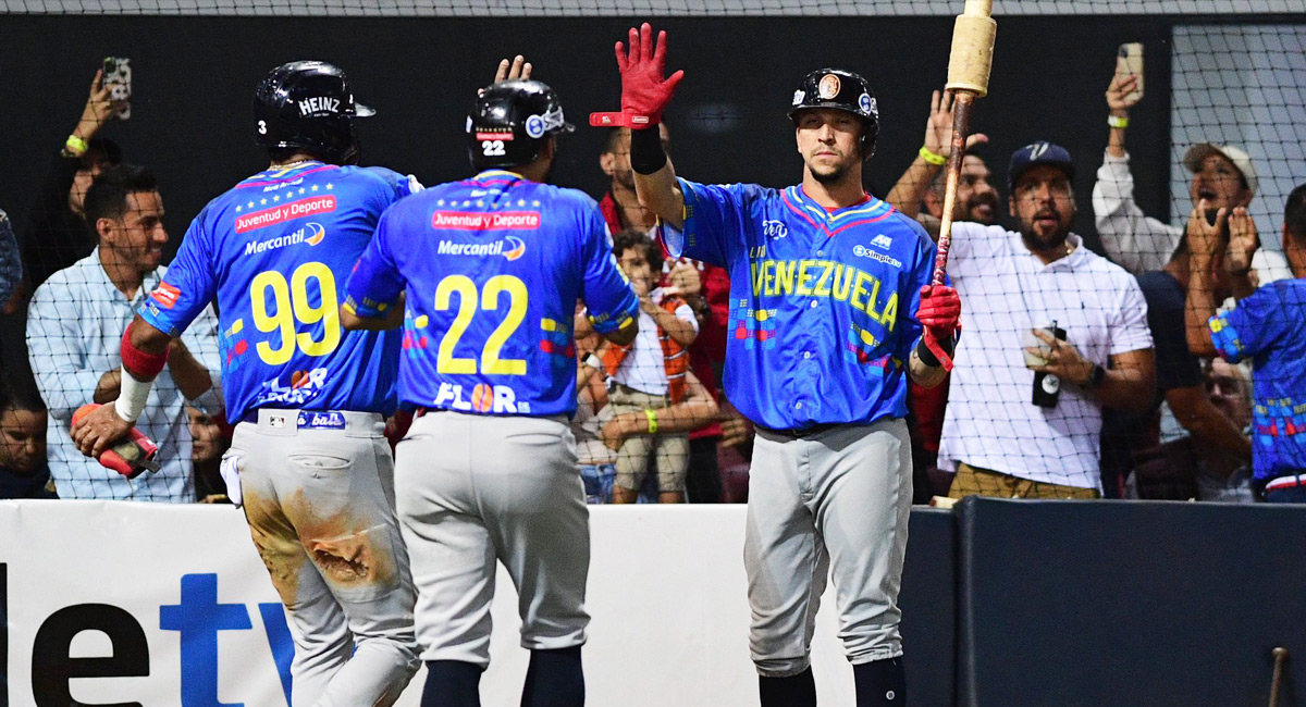 Venezuela derrotó 7-4 a Colombia y clasifica a semifinales de la Serie del Caribe