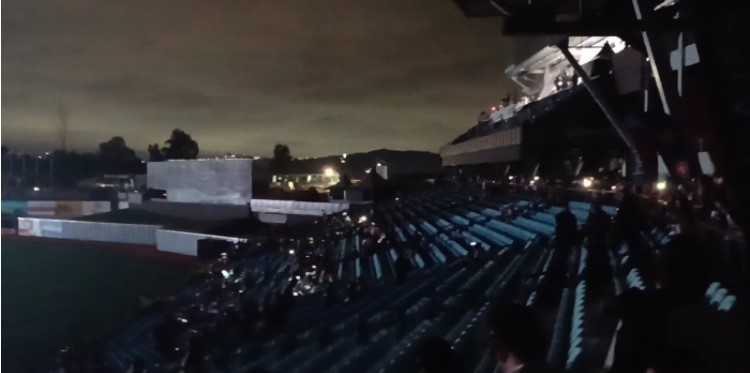 ¡Se fue la luz! Estadio Monumental Simón Bolívar sufrió falla en el servicio eléctrico