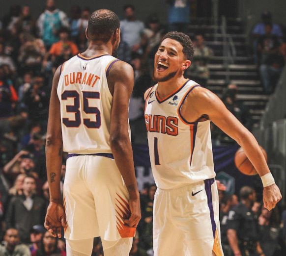 Devin Booker encestó 35 puntos en paliza de Suns sobre Bulls (Video)