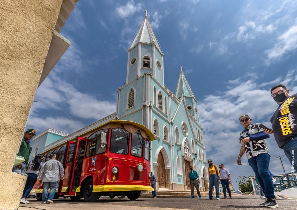 Tranvía de Maracaibo recorrerá los 7 Templos esta Semana Santa 2023