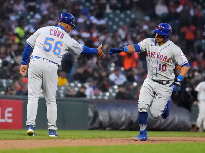 Despierta Eduardo Escobar con los Mets