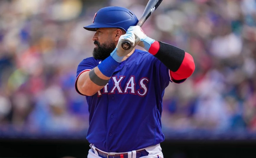 Sandy León es llamado al primer equipo con los Rangers de Texas