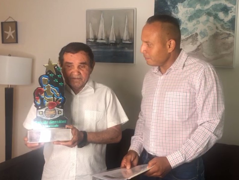 ¡Orgullo zuliano! Betulio González recibe la inmortalidad en el Salón de la Fama del Boxeo Latinoamericano