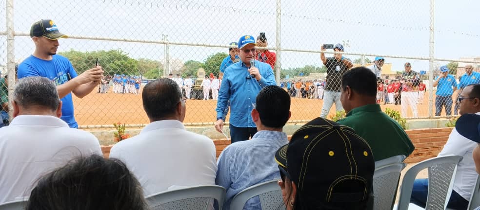 San Francisco homenajeó a La Chinita con un vuelacerca en el Torneo Intergaitero