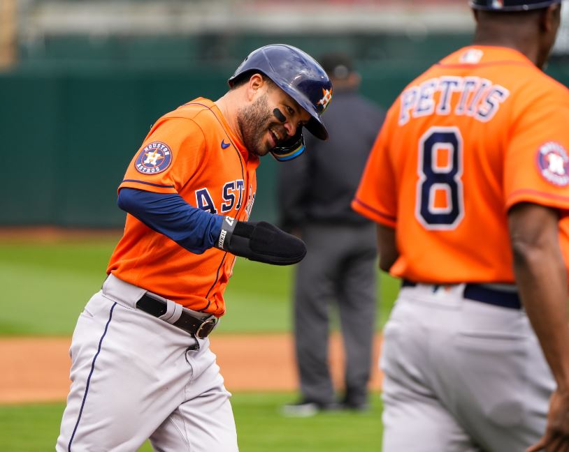 José Altuve bateó su primer jonrón de 2023 (Video)