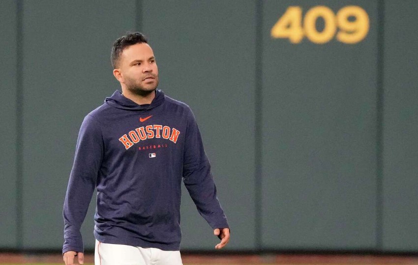 José Altuve la saca de jonrón en las prácticas con los Astros