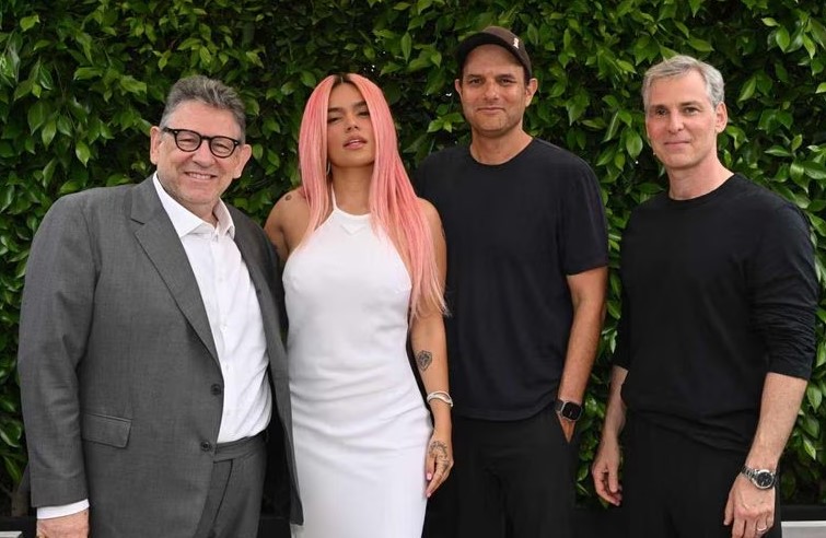 Karol G firmó con Interscope Records y tendrá su propio sello musical ‘Bichota Records’