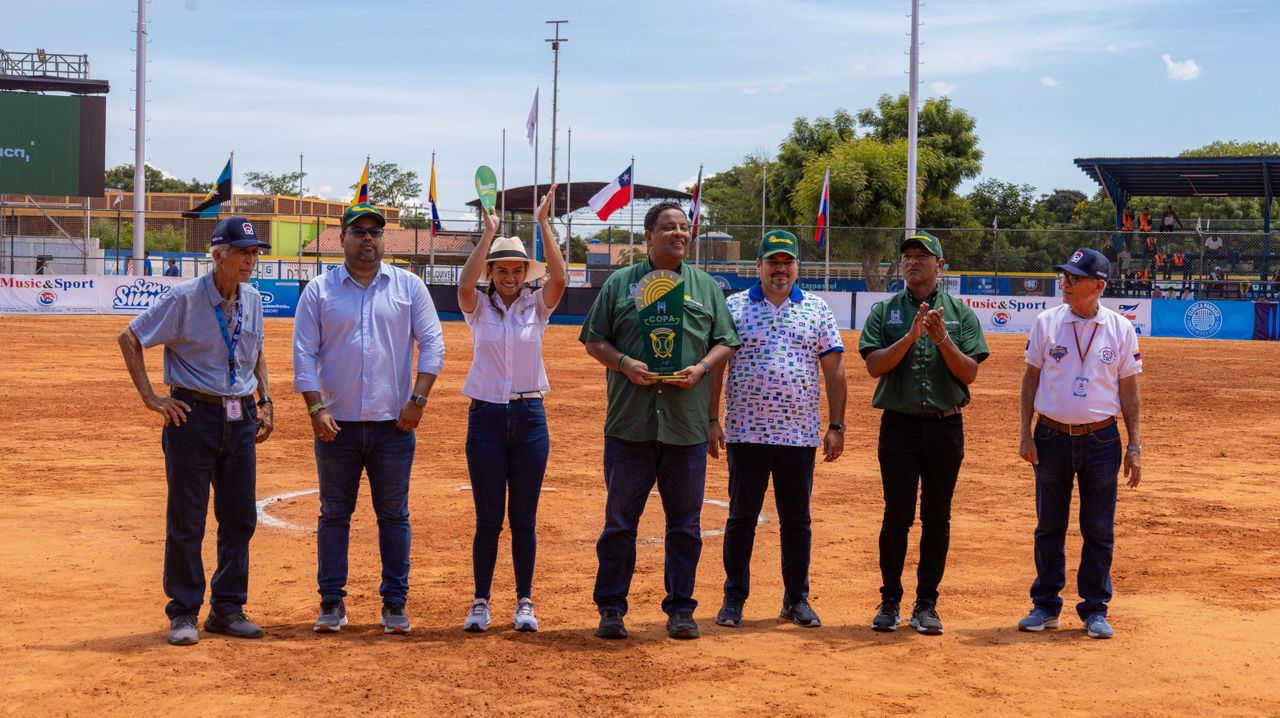 Maracaibo recibe en el estadio Coquivacoa a los equipos para el IX Latinoamericano de Beisbol