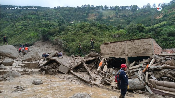 Confirman 13 muertos por avalancha en Colombia