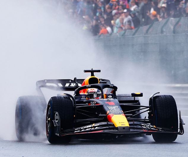 Max Verstappen se impone en la carrera esprint del GP de Bélgica