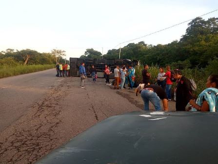 Se volcó un autobús en la Lara Zulia: no se reportan heridos