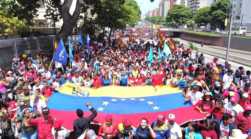 Delcy Rodríguez: la juventud venezolana está de pie ante el bloqueo