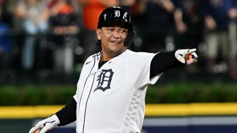 Miguel Cabrera firmó una noche memorable en Detroit superando a Hank Aaron (Video)