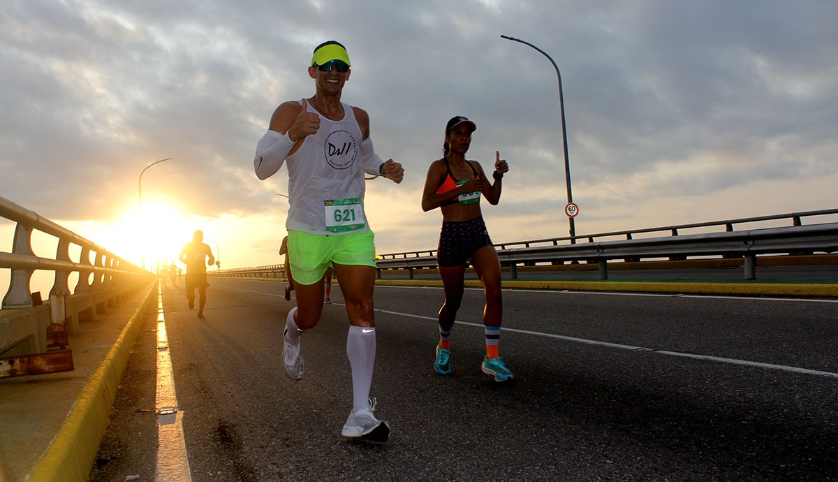 Maracaibo recorrió los 21K en la Media Maratón