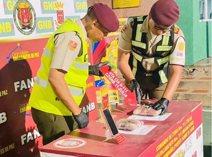 Detenida dominicana en el Puente sobre el Lago: está vinculada en organización dedicada al tráfico de drogas