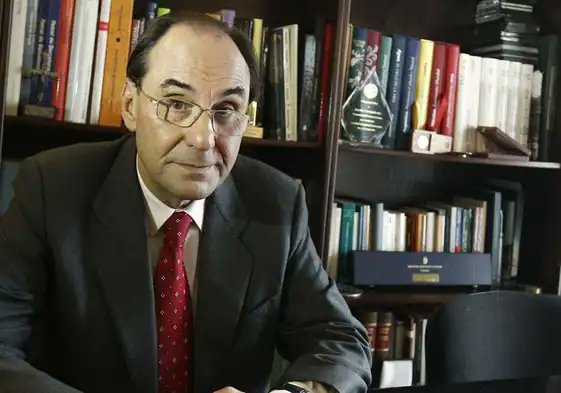 Disparan en la cabeza a Alejo Vidal-Quadras, expolítico español y fundador de Vox, en pleno centro de Madrid: Se mantiene estable