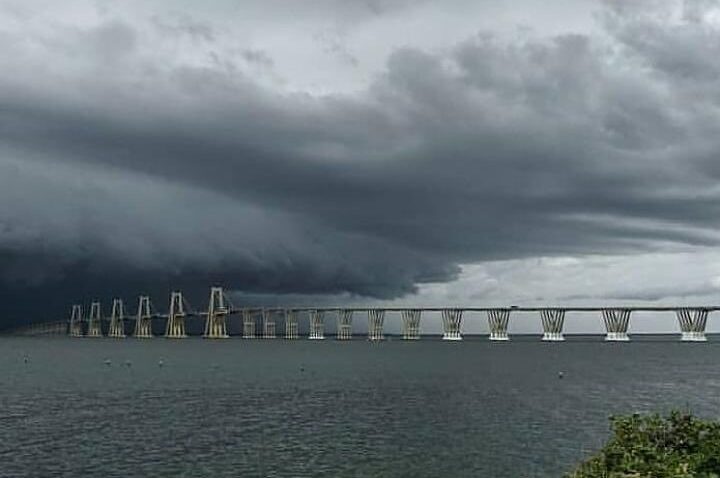 Nubosidad y posibles lluvias se esperan sobre el Lago de Maracaibo este 30-Dic