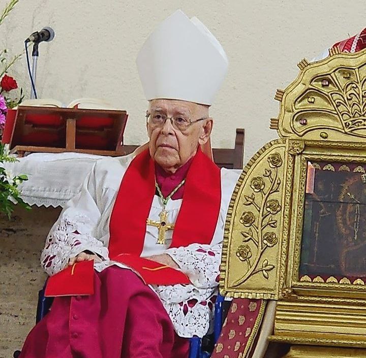 Solicitan donantes de sangre para Monseñor Roberto Lückert