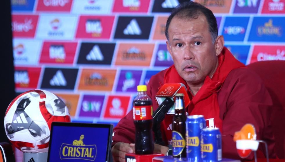 Federación Peruana de Fútbol planea despedir al técnico de la selección