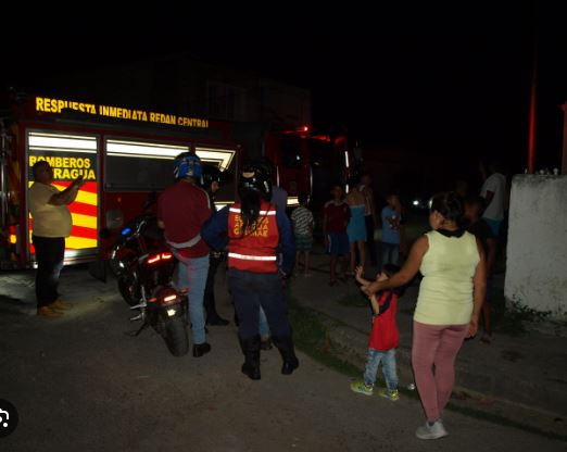 Fuegos artificiales desataron incendio en vivienda de Maracay