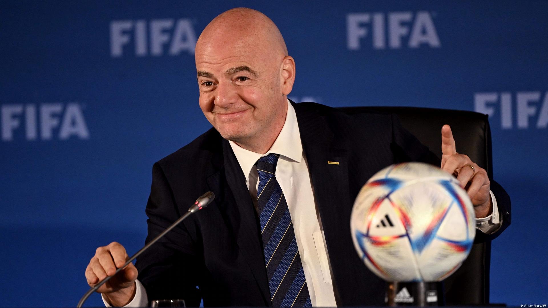 Revelan sueldo de Gianni Infantino, presidente de la FIFA