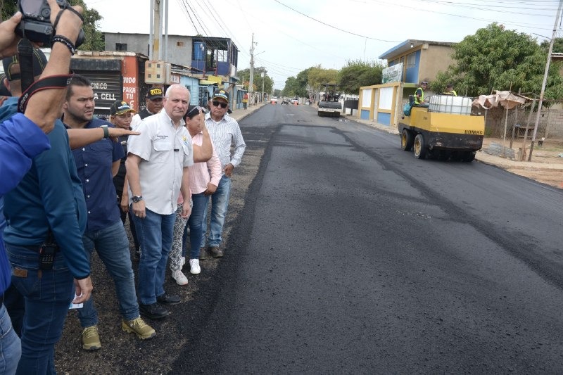 Alcalde de San Francisco, Gustavo Fernández, inició la recuperación vial de La Polar