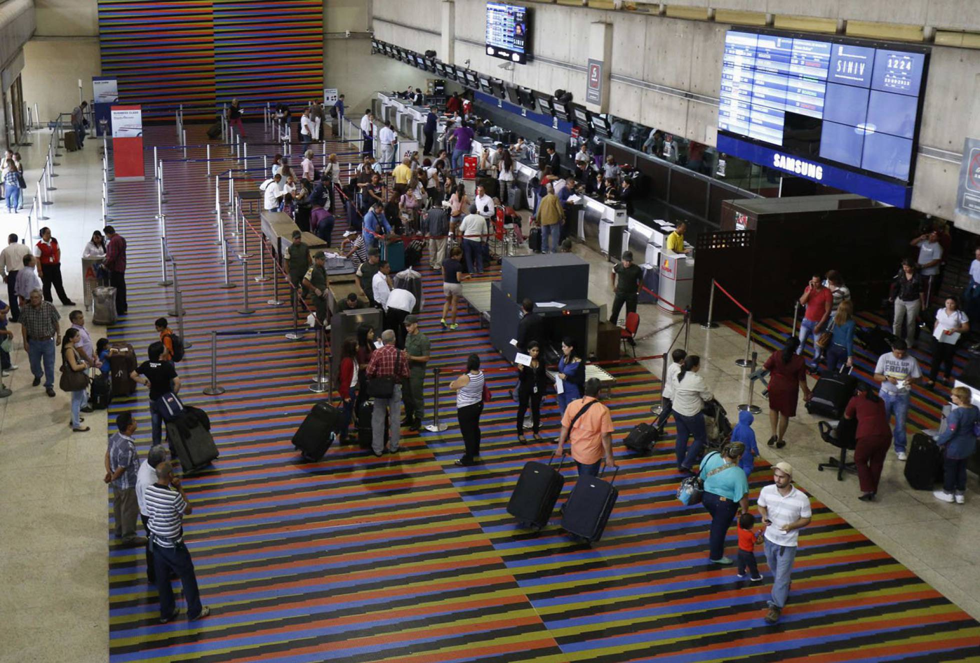 Avavit: Venezolanos podrán ingresar al país con pasaporte vencido si vienen de territorio sin embajada