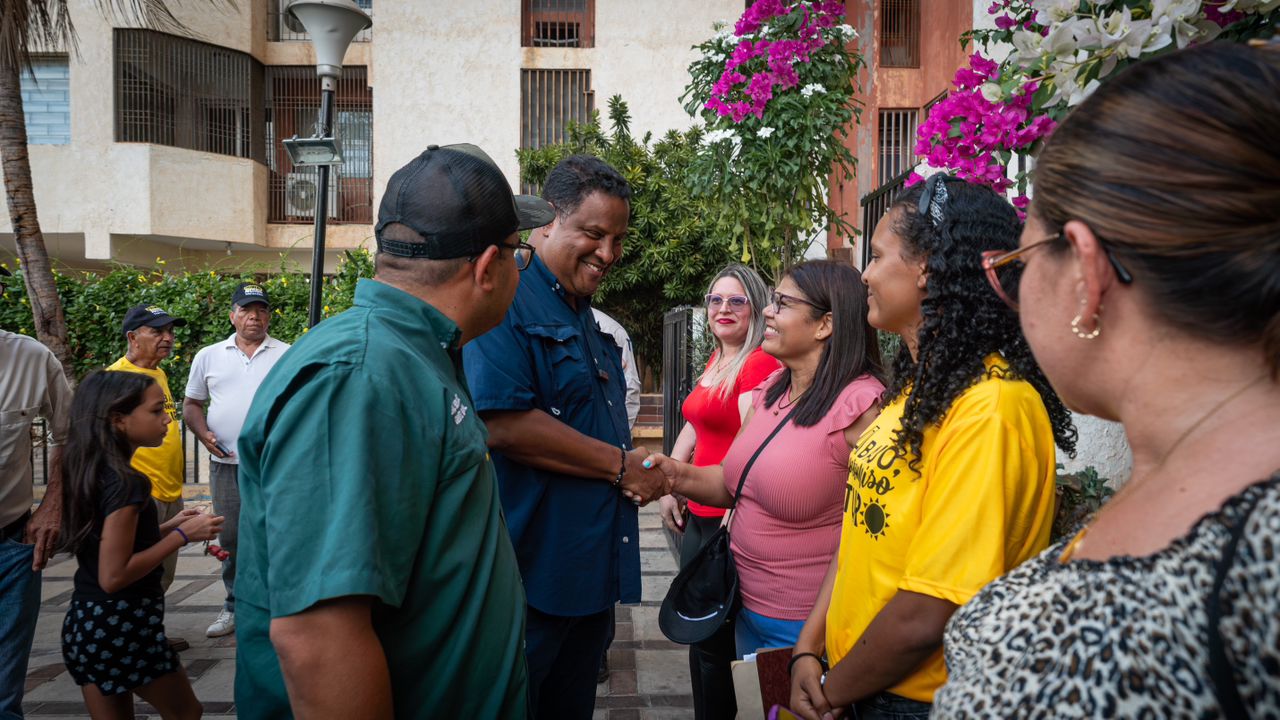 Alcaldía de Maracaibo fortalece las asambleas de vecinos en residencias y condominios para la participación ciudadana