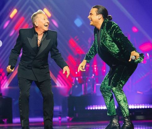 Ricardo Montaner y Silvestre Dangond pusieron a bailar a todos en Latin AMA Legacy Award al ritmo de Conga (+Video)