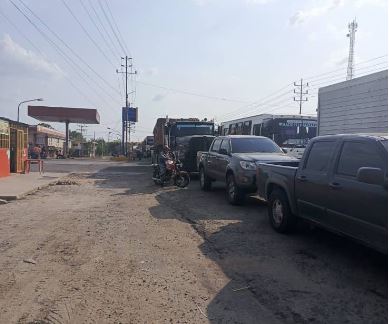 Continúa cerrado el paso en la Machiques- Maracaibo