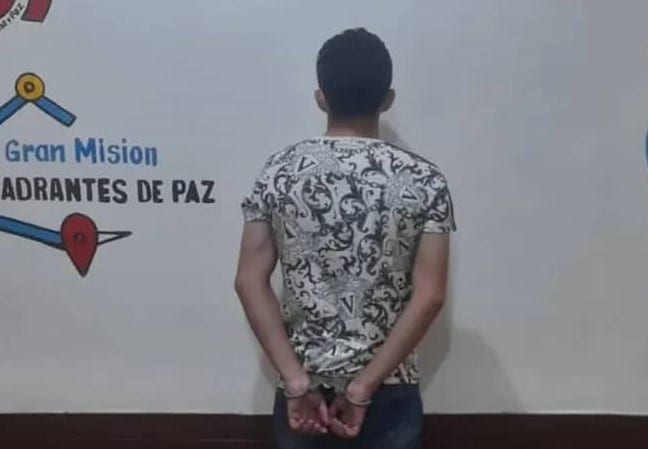 Adolescente asesinó de varias puñaladas a su padrastro porque lo agredía e insultaba