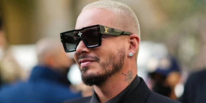 J Balvin se postula al trono del reggaeton en el Pabellón Olímpic de Badalona