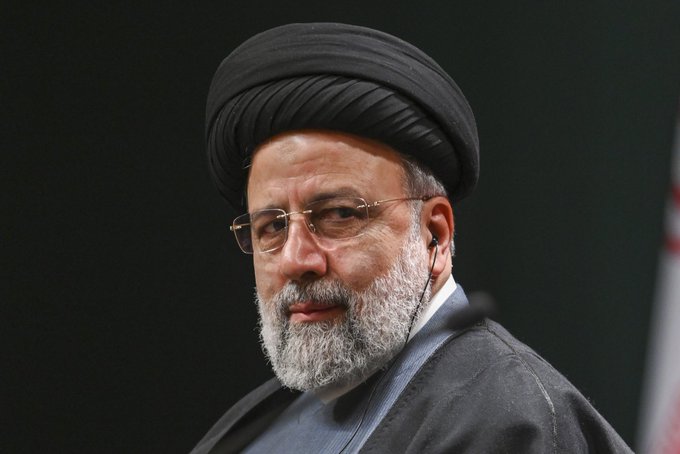 Impacto de la muerte de Ebrahim Raisi en la geopolítica mundial, según la IA