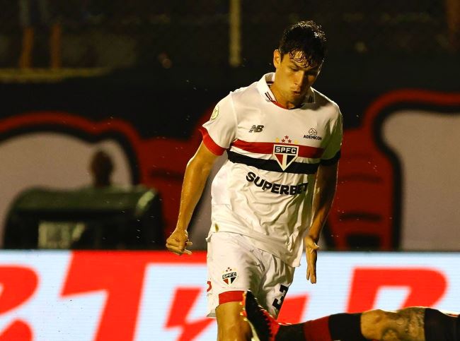 Nahuel Ferraresi marcó su primer gol con el Sao Paulo en el Brasileirao (Video)