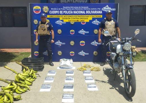 PNB incautó 10 panelas de cocaína en el Sur del Lago