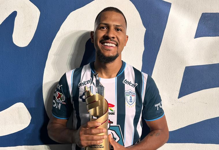 Salomón Rondón anota y conduce al Pachuca a la clasificación de cuartos de final en la Liga MX (Video)