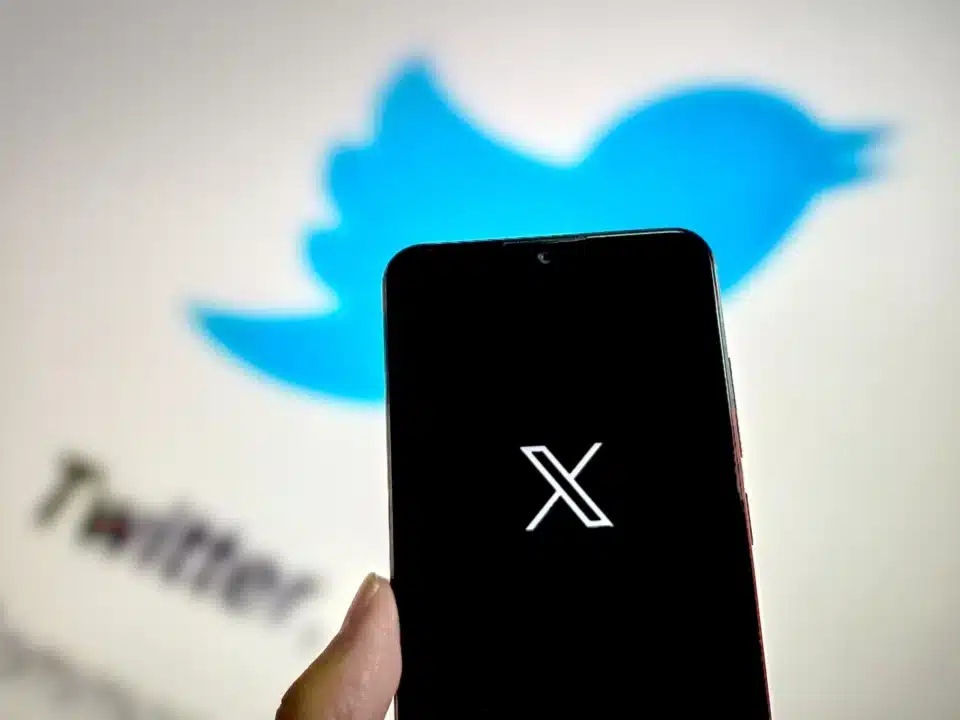 Twitter cambia oficialmente al dominio X.com