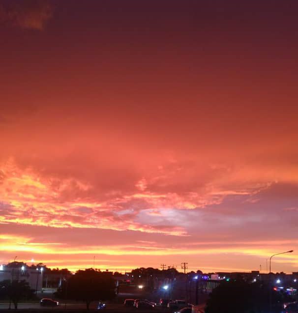 El cielo de Maracaibo se puso rojo