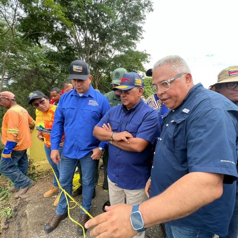 Inician rehabilitación del puente colapsado en la Falcón-Zulia