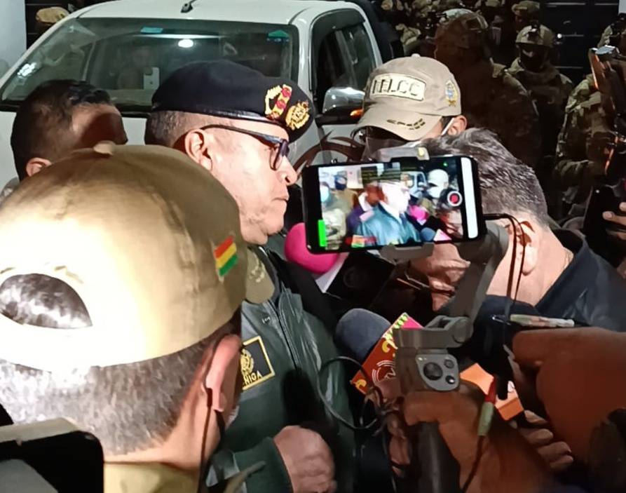 Aprehenden al General Zúñiga tras toma militar en Palacio de Gobierno en Bolivia