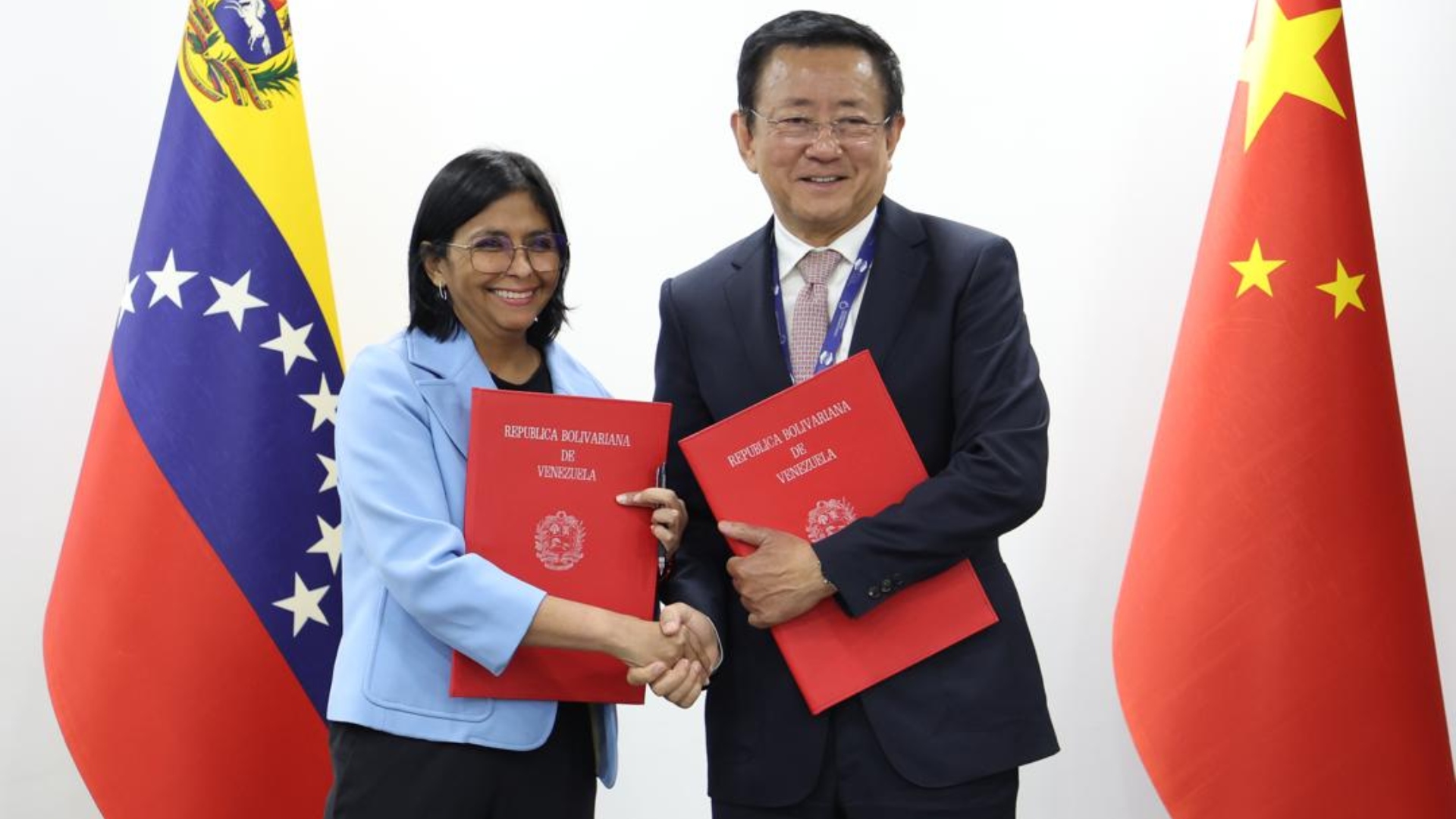 Venezuela y China firman tres acuerdos de cooperación enfocados en el desarrollo económico