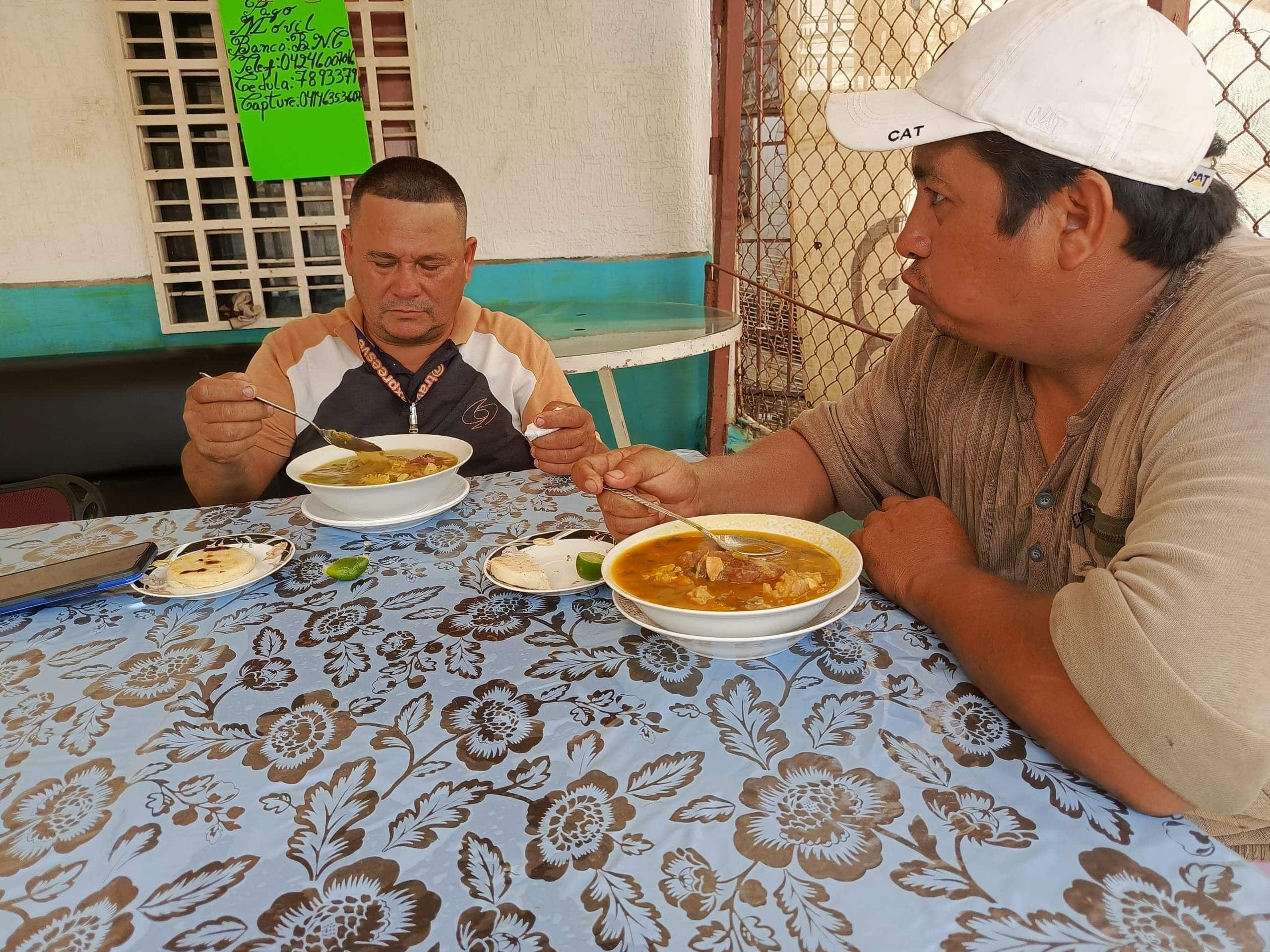 La sopa de los domingos: Tradición que no muere en los marabinos