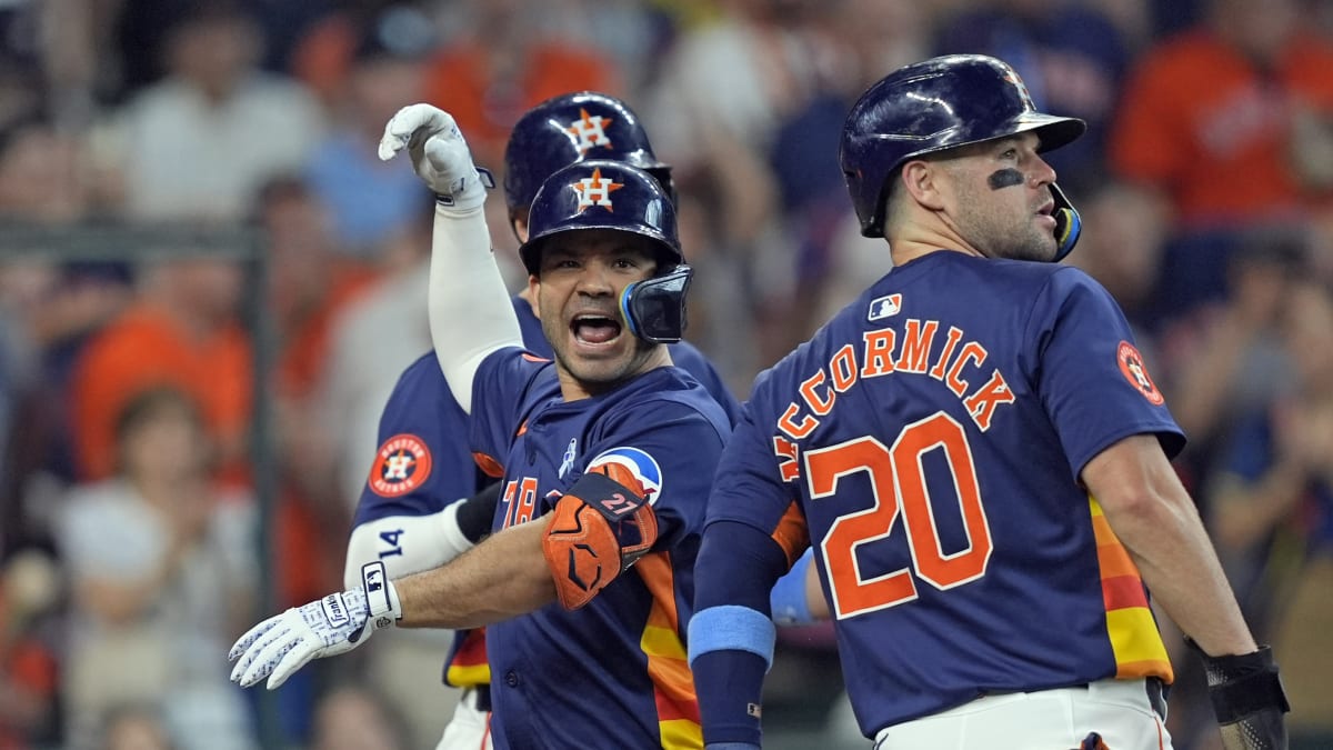 José Altuve estalló jonrón decisivo en triunfo de Astros