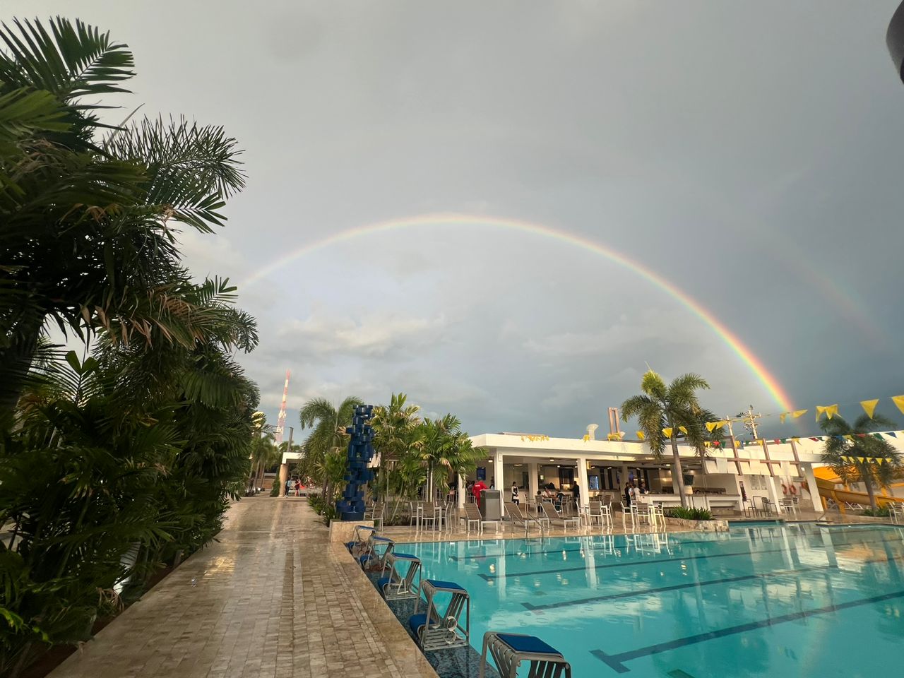 Doble arcoíris de un hermoso atardecer en Maracaibo, sorprendió por su belleza a los marabinos