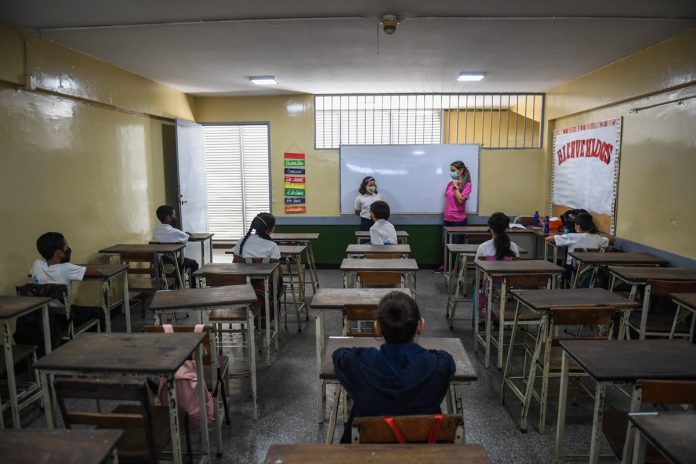 Red de Padres solicitan al fondo de pensiones exonerar a los colegios privados