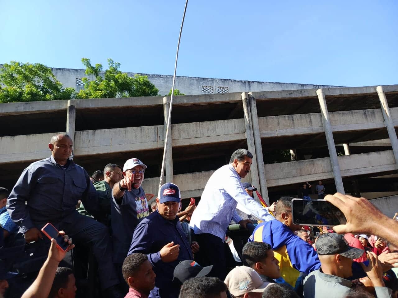 Llegó el presidente Maduro a Maracaibo