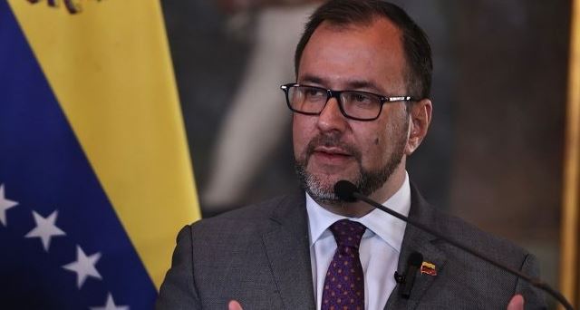 Venezuela sigue venciendo intentos de aislamiento de EEUU: Canciller Gil