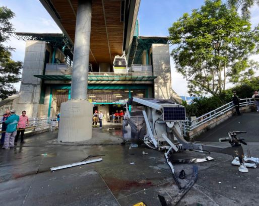 Un muerto y 20 heridos tras caerse cabina del Metrocable de Medellín